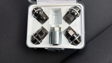 Toyota Prius 2.0 PHEV Design 5dr CVT Hatchback